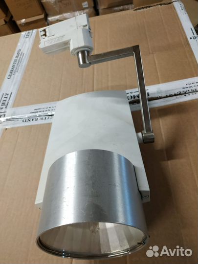 Трековые светильники бу