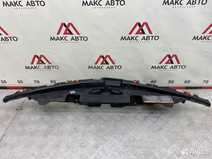 Б/У накладка замка капота (телевизора) Opel