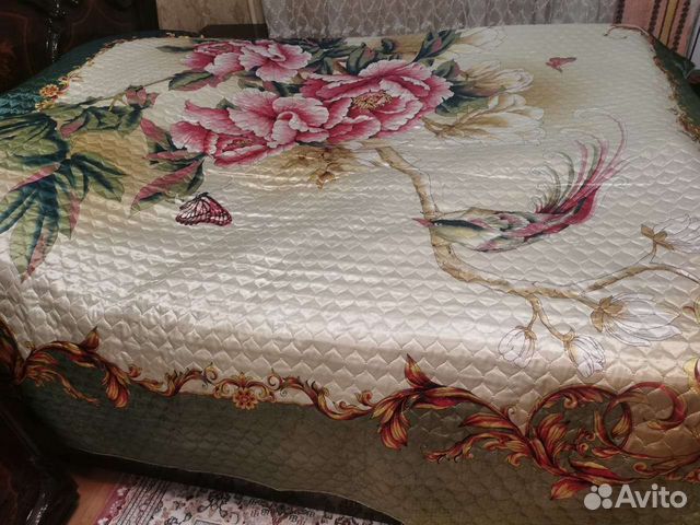 Покрывало на 2 х спальную кровать и занавески