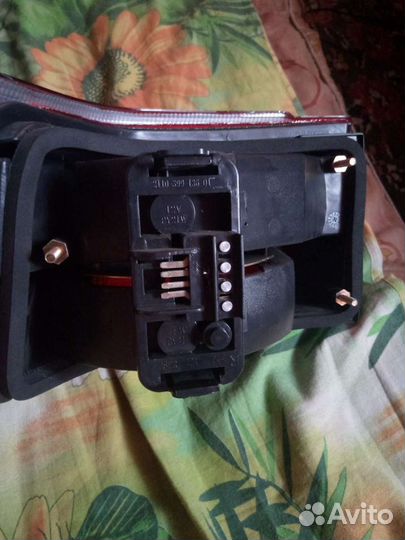 Продам правую заднюю фару на ваз 2110,2112