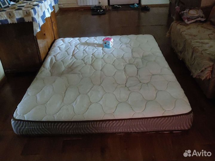 Матрас 160х200 бу бесплатно