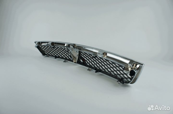 Решетка радиатора Mitsubishi Lancer 10