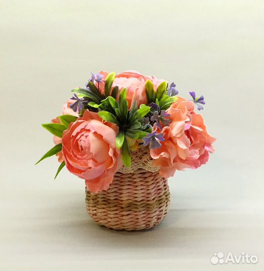 Пионы, цветочная композиция, корзинка с цветами