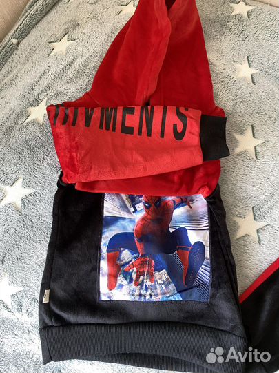 Комплект детский новый