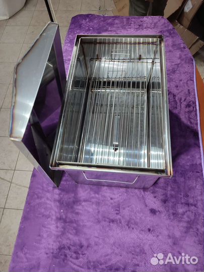 Коптильня с гидрозатвором