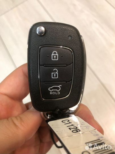 Ключ Hyundai Santa Fe 2017 95430 2w410 выкидной