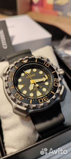 Citizen Promaster Super Titanium BN0220-16E