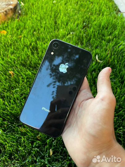 iPhone Xr, 64 ГБ