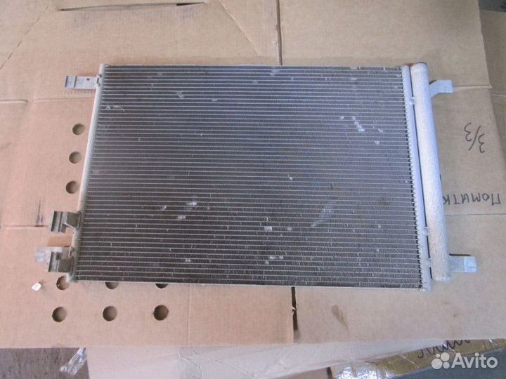 Радиатор кондиционера VW Passat B8 2015,Touareg 20