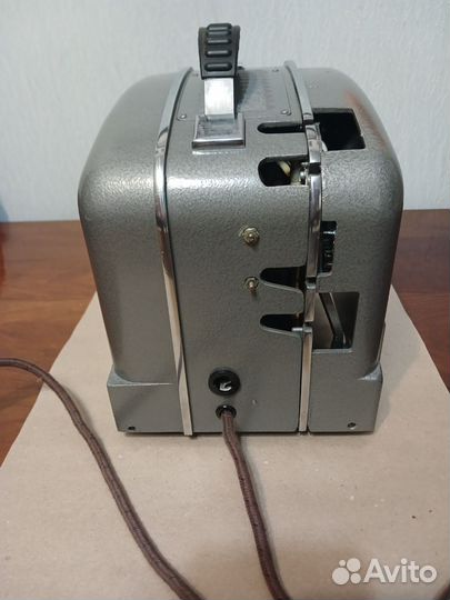 Кинопроектор