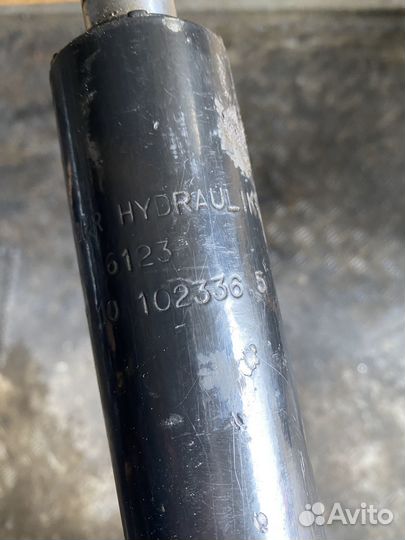 Цилиндр подъёма кабины MAN TGS