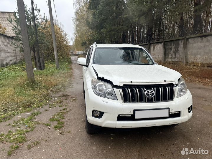 Toyota Land Cruiser Prado 3 AT, 2011, битый, 218 000 км