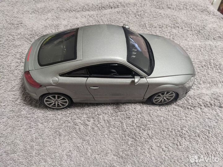 Audi TT 1:18