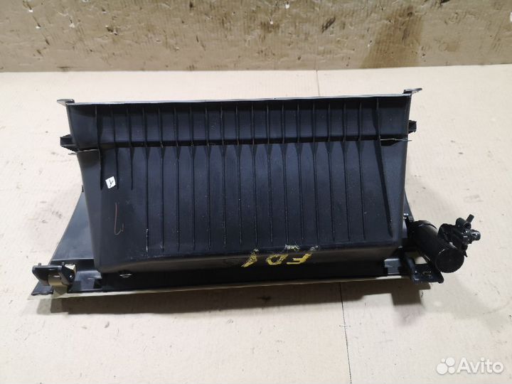 Бардачок Honda Civic FD1