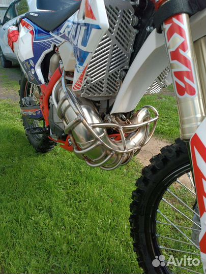 Защита резонатора Rieju MR300.клетка