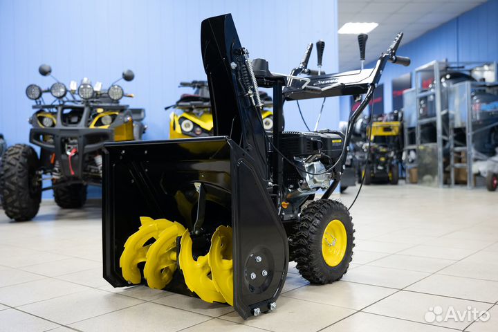 Снегоуборщик Champion ST661