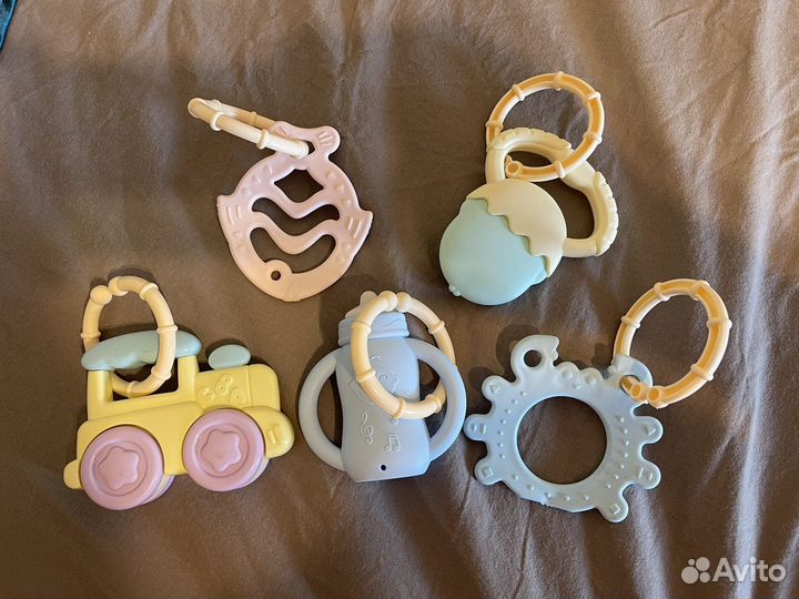 Развивающий коврик + пакет игрушек