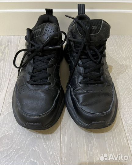 Adidas кроссовки 39,5