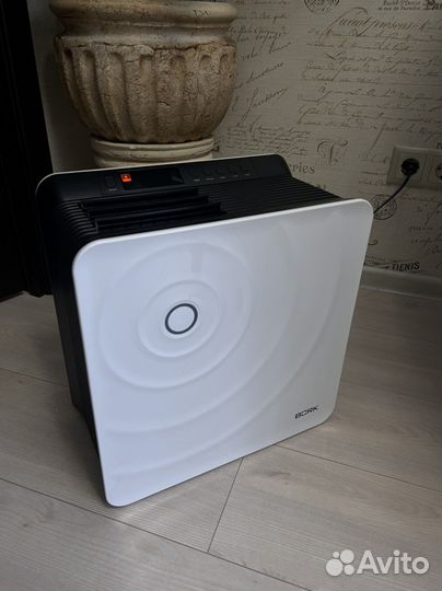 Увлажнитель очиститель воздуха Bork