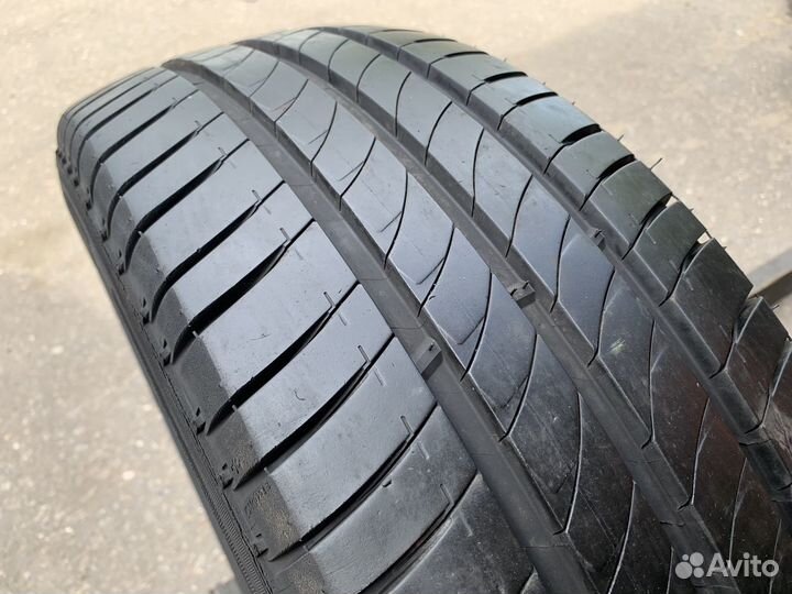 Michelin Agilis 235/35 R16C