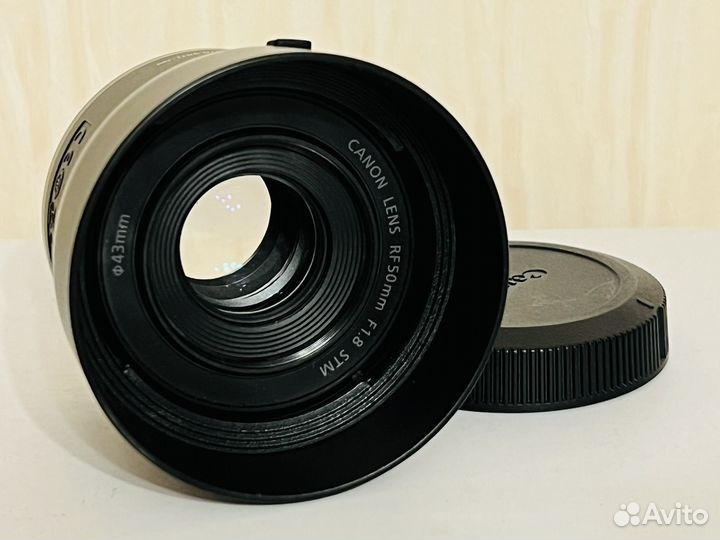 Canon RF 50 1.8