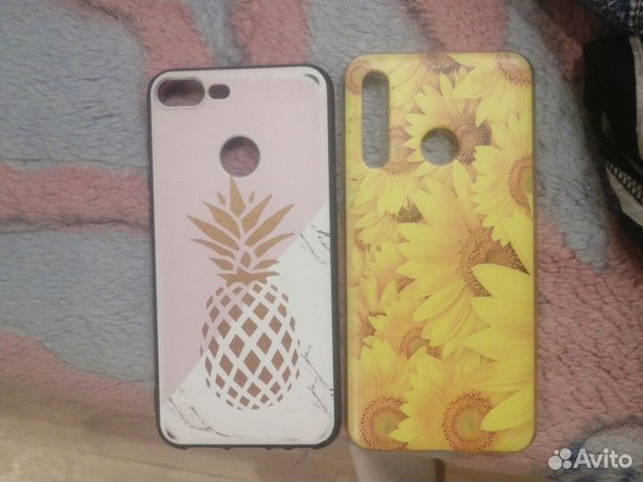 Чехлы на телефон