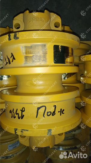 Каток опорный двубортный Shantui SD13