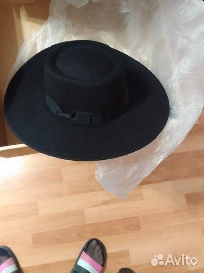 Шляпа новая