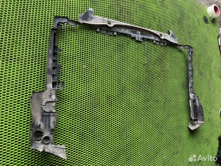 Воздуховод радиатора Mercedes-Benz GLC-класс X253