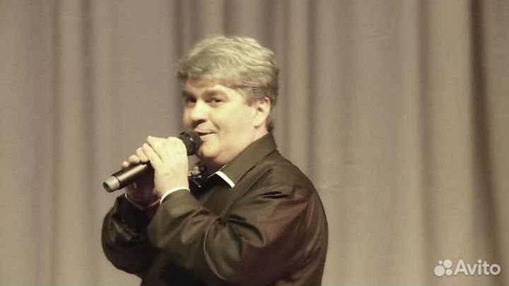 Ведущий+ Музыка+ Вокал+ Световая аппаратура