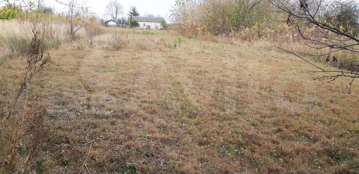 Дом 28,3 м² на участке 10 сот.