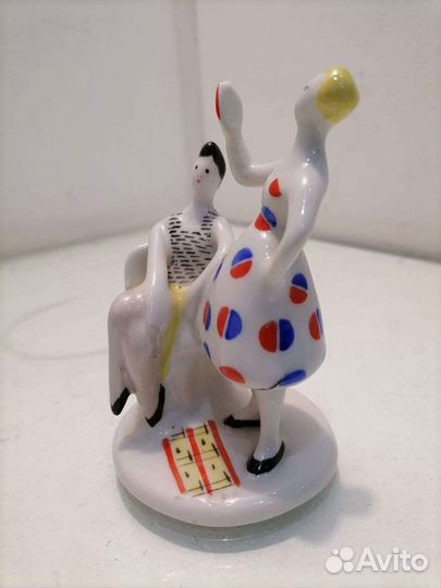 Статуэтка модницы вербилки редкая