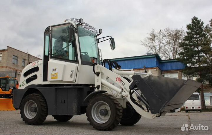 Фронтальный погрузчик Redstar E10, 2023