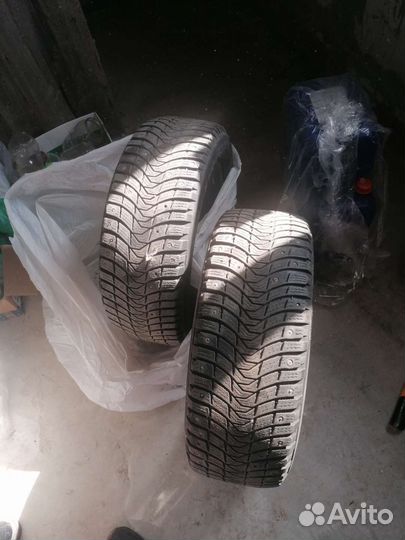 Michelin X-Ice North 3 215/55 R17