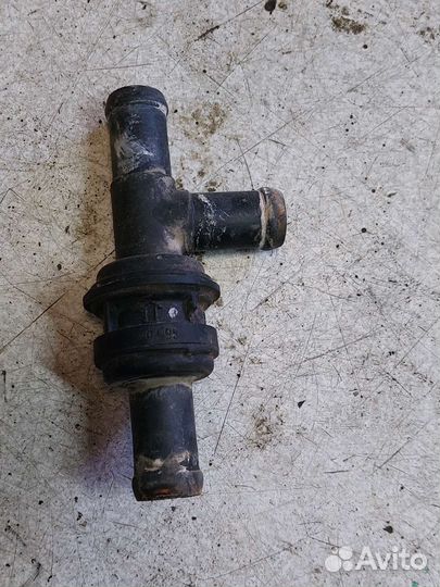 Клапан обратный audi a8 d2 ауди а8 д2 akg 4,2