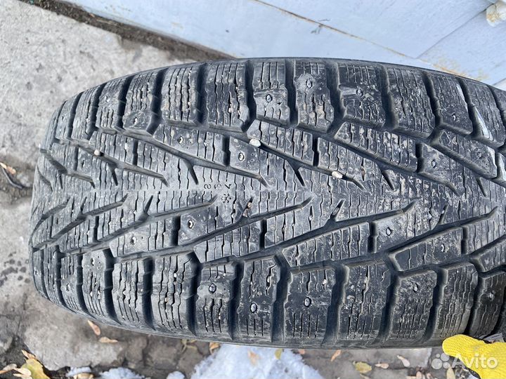 Nokian Tyres Hakkapeliitta 7 SUV 235/55 R18 104T