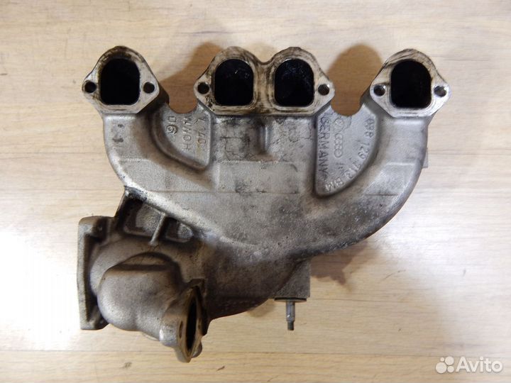 Впускной коллектор Audi A4 B7 2,0TDI