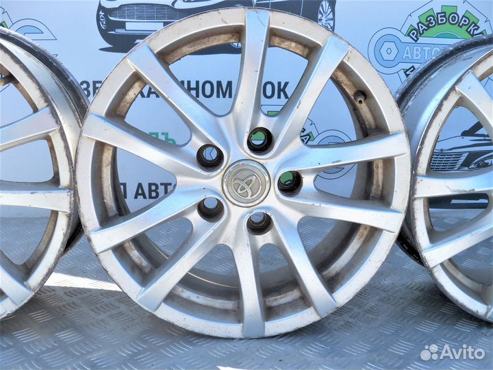 Комплект литых дисков R16 5x114.3 Replica Toyota