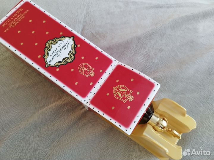 Парфюмированная вода женская