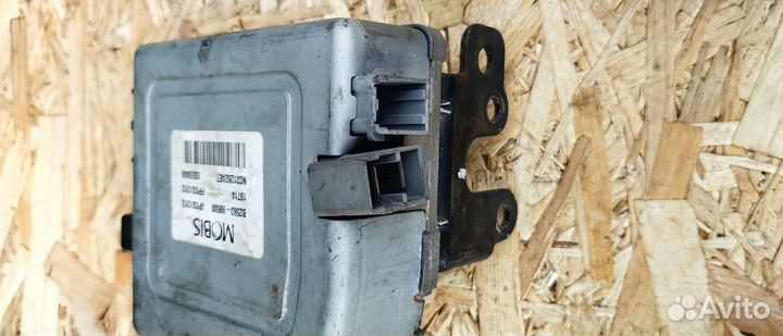 Блок управления рулевой колонк Kia Soul B256399500