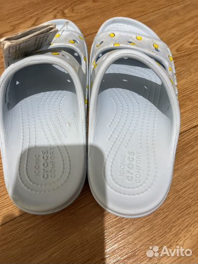 Женские шлепанцы crocs