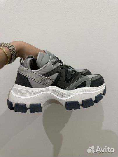 Кроссовки mascotte 36 размер