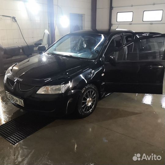 Mitsubishi Lancer 1.6 МТ, 2006, 260 000 км