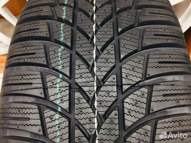 Lassa Snoways 4 255/40 R20