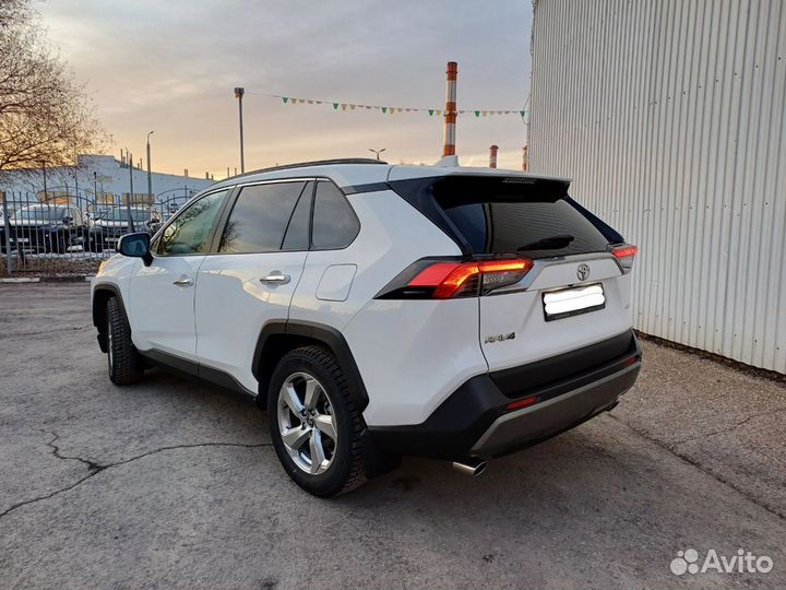 Аренда RAV4 2021 от месяца