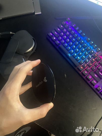 Беспроводная зарядка Moonfish