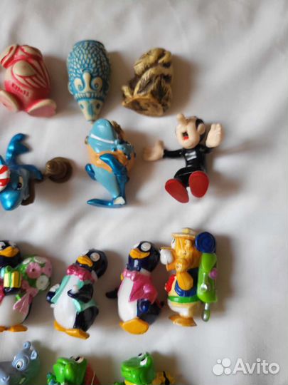 Игрушки из киндер сюрприз 90 г