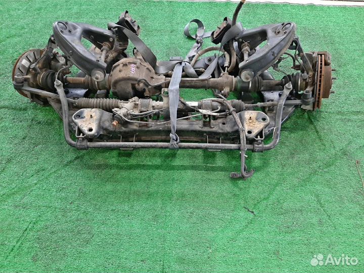 Балка nissan vanette sk82mn F8