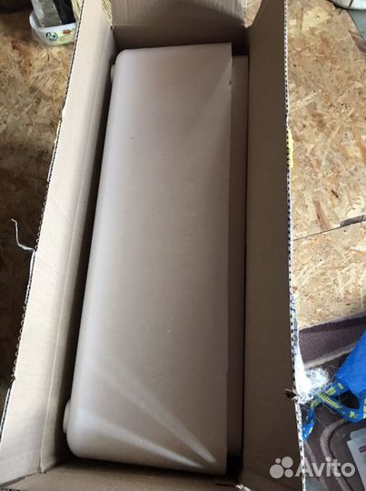 Корпус новый инкубатора 77 яиц