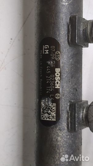 Рампа топливная Opel Antara, 2009